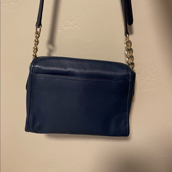 MK Margo Messenger Crossbody Purse - Picture 2 of 12